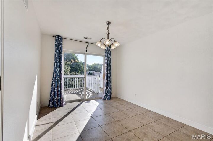 Property Photo: 1307 Poplar Street C IL 62249