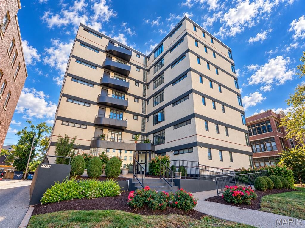 Property Photo:  5522 Delmar Boulevard  MO 63112 