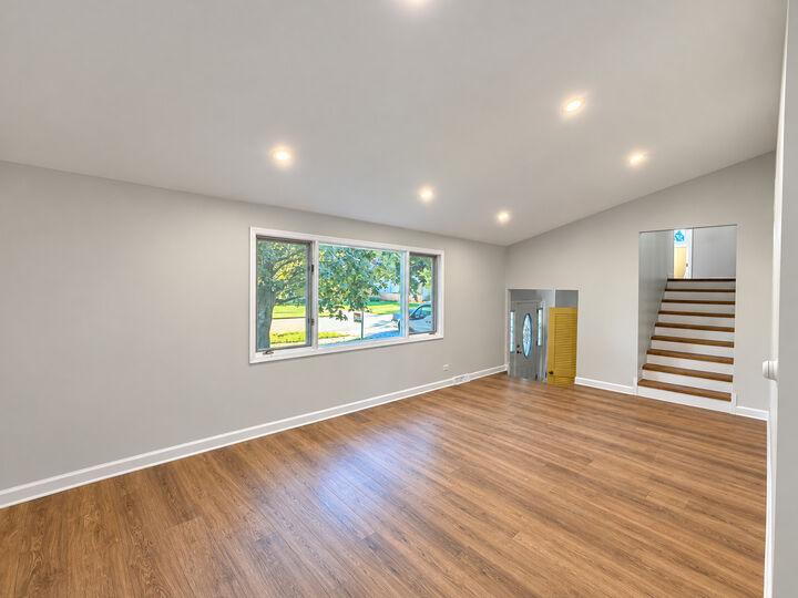 Property Photo: 2632 Brnot Avenue IL 60087