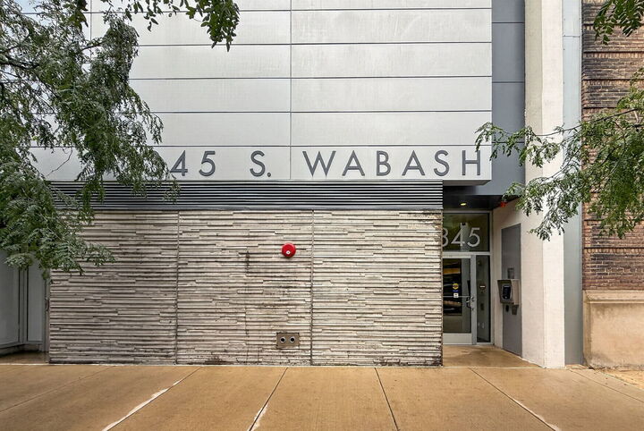 Property Photo: 1345 S Wabash Avenue 902 IL 60605
