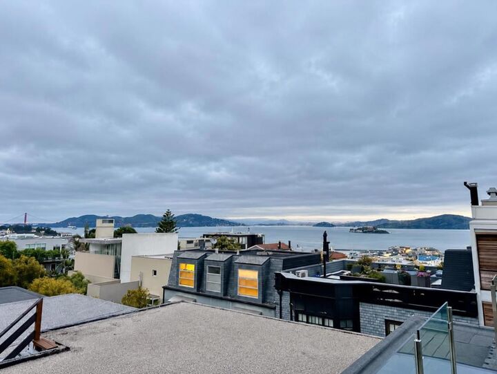 Property Photo:  312 Lombard Street A  CA 94133 