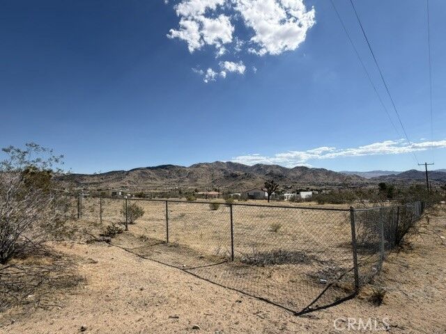 Property Photo:  4360135 Cuyama Road  CA 92307 