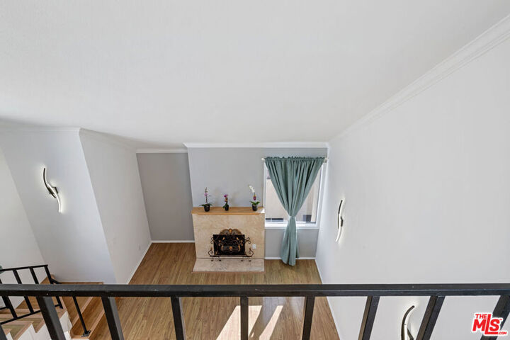 Property Photo:  5325 Newcastle Avenue 312  CA 91316 