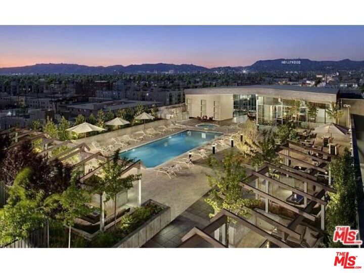Property Photo:  3785 Wilshire Boulevard 2010  CA 90010 