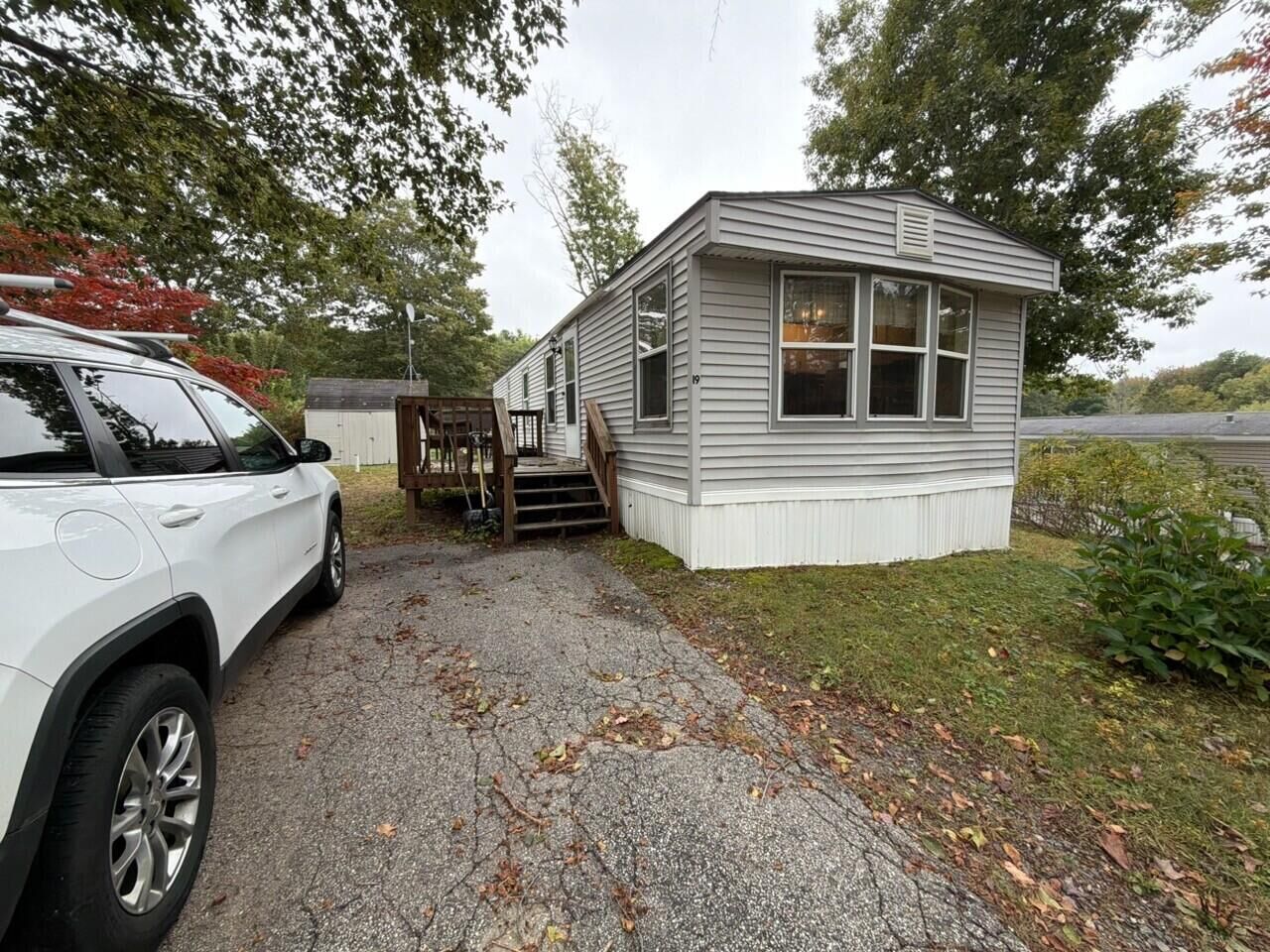 Property Photo: 19 Park Lane ME 04046