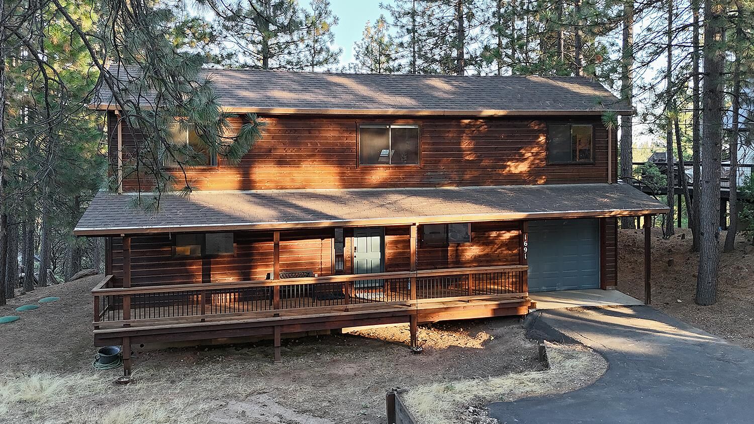 Property Photo:  1691 Shirley Way  CA 95223 