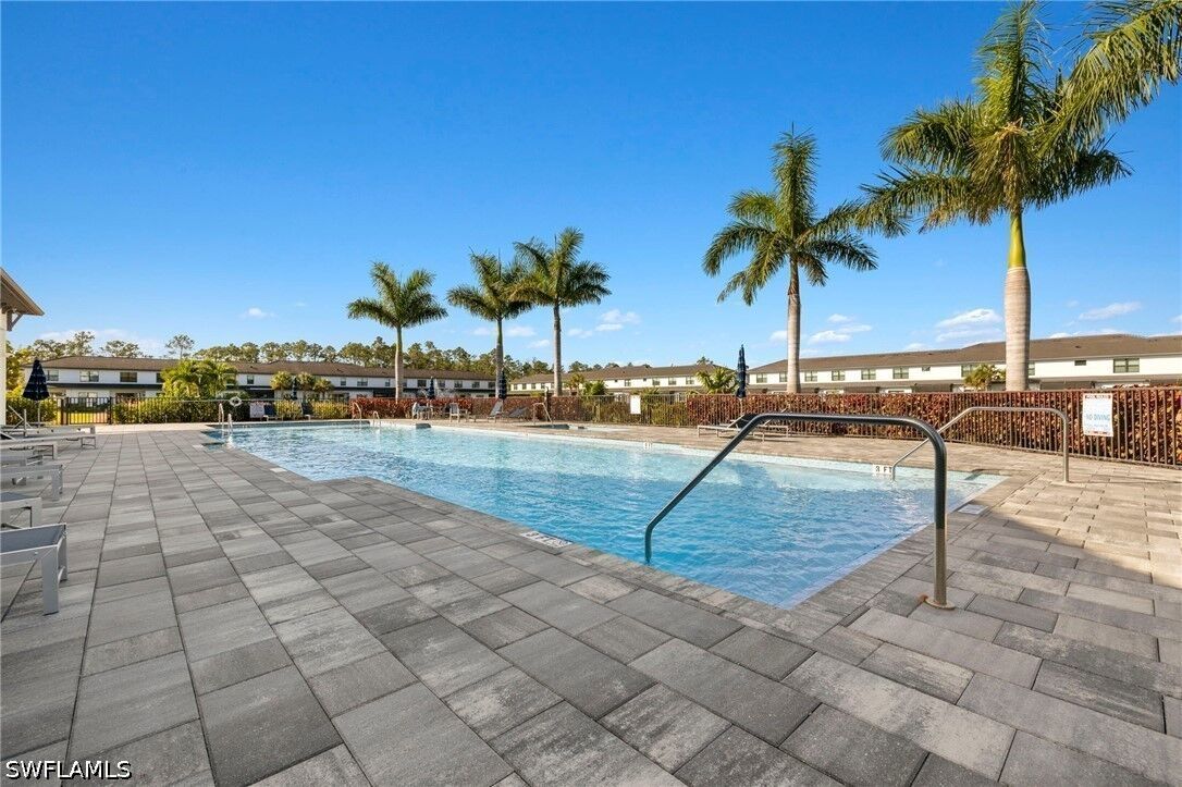 Property Photo:  7384 Rockefeller Drive  FL 34119 