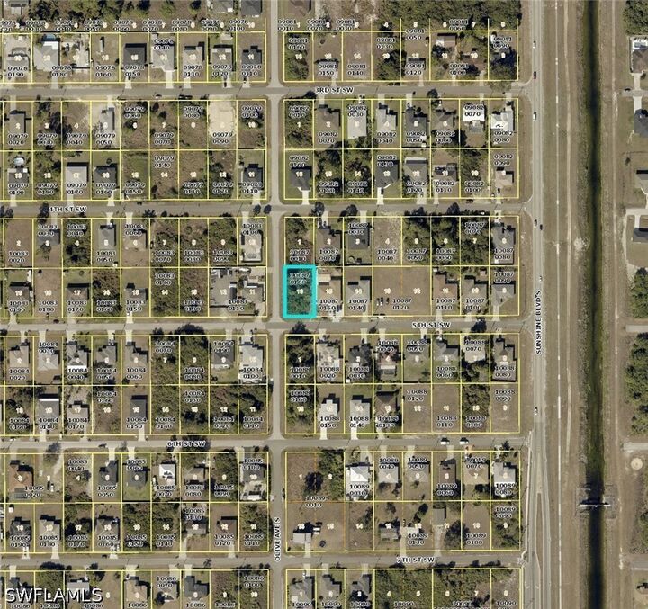 Property Photo:  3114 5th Street SW  FL 33976 