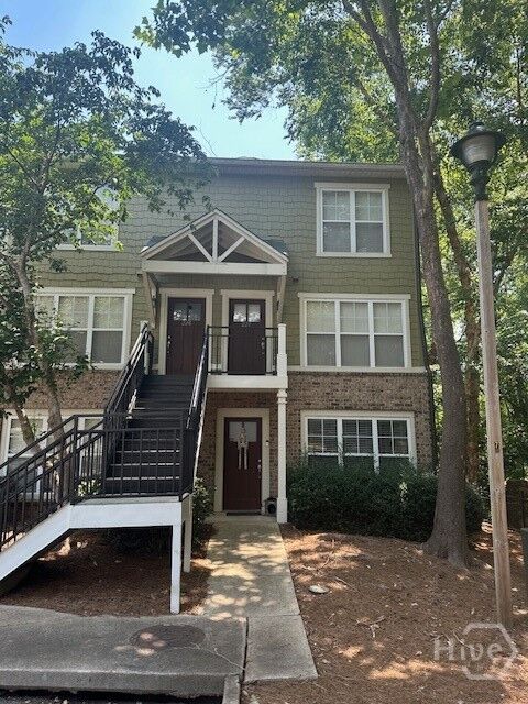 Property Photo: 490 Barnett Shoals Road 202 GA 30605