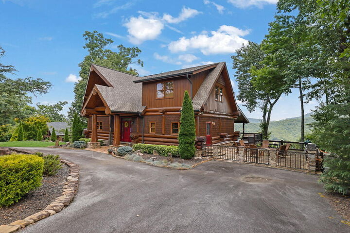 Property Photo:  495 Overlook Drive  GA 30153 