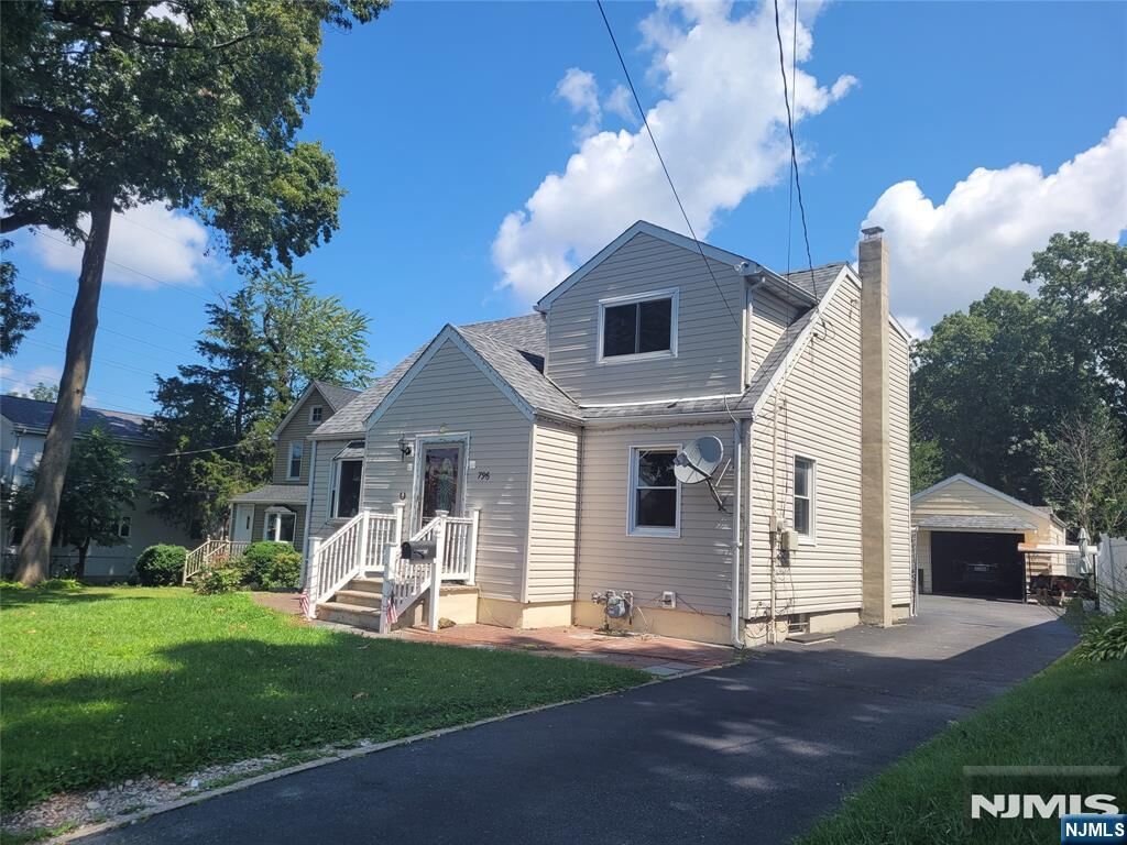 Property Photo: 796 Allwood Road NJ 07012