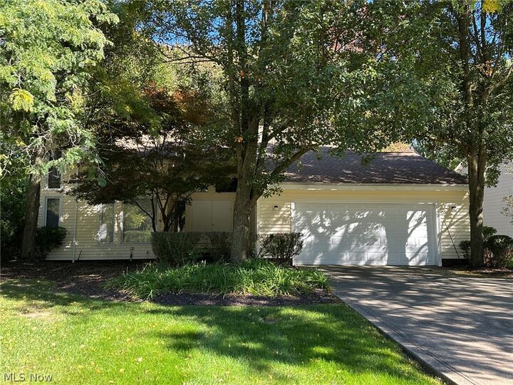 Property Photo:  5025 Lansdowne Drive  OH 44139 