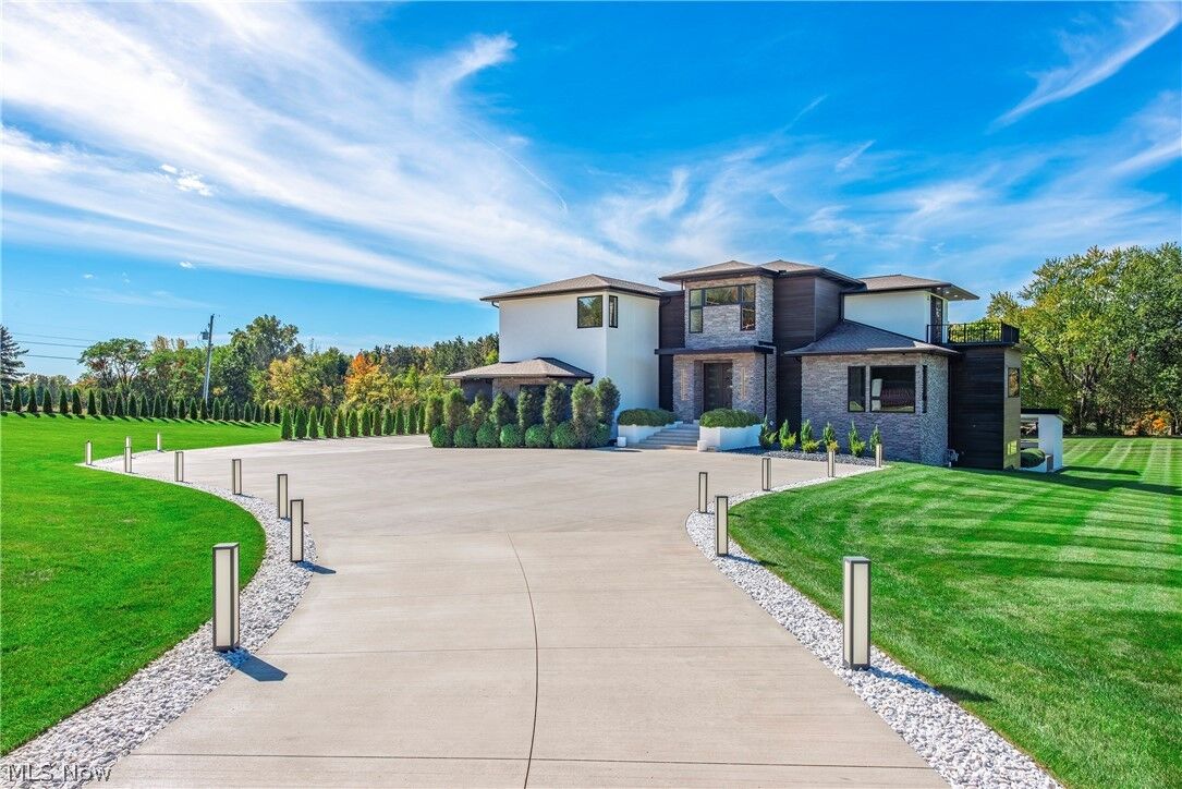 Property Photo: 2200 W 130 Street OH 44212