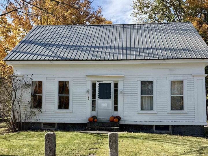 Property Photo: 22 Maple Street NH 03227