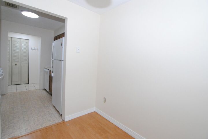 Property Photo: 7 Louisburg Square NH 03060