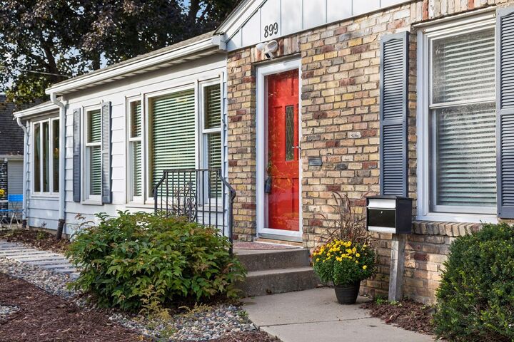 Property Photo: 899 Fairview Avenue S MN 55116