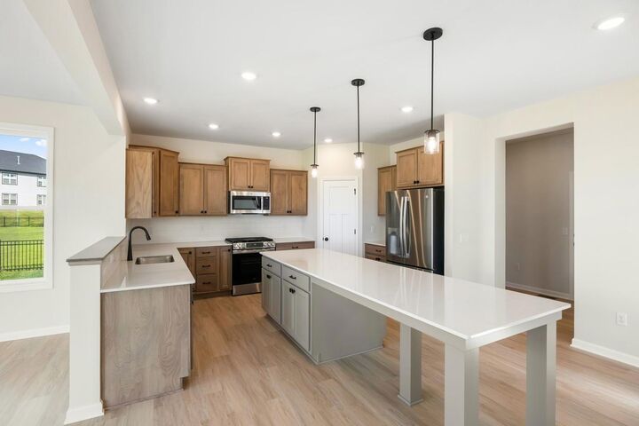 Property Photo:  1185 Oakwood Lane S  MN 55328 