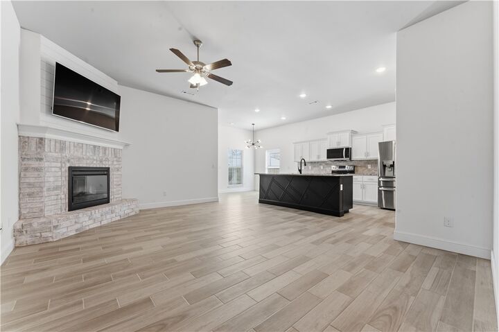 Property Photo: 5904 NW Sherman Street AR 72713