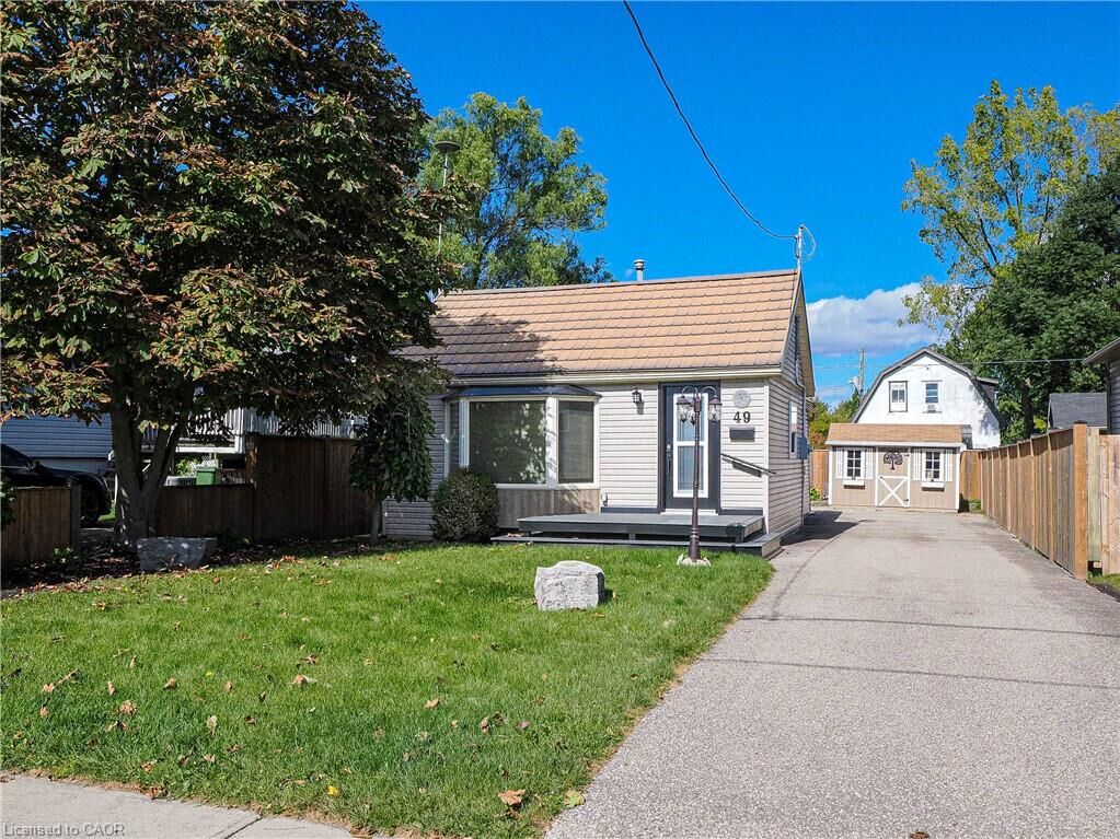 Property Photo:  49 Brown Street  ON N0A 1N7 