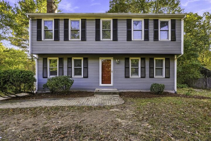 Property Photo:  565 Hartford Ave E  MA 01569 