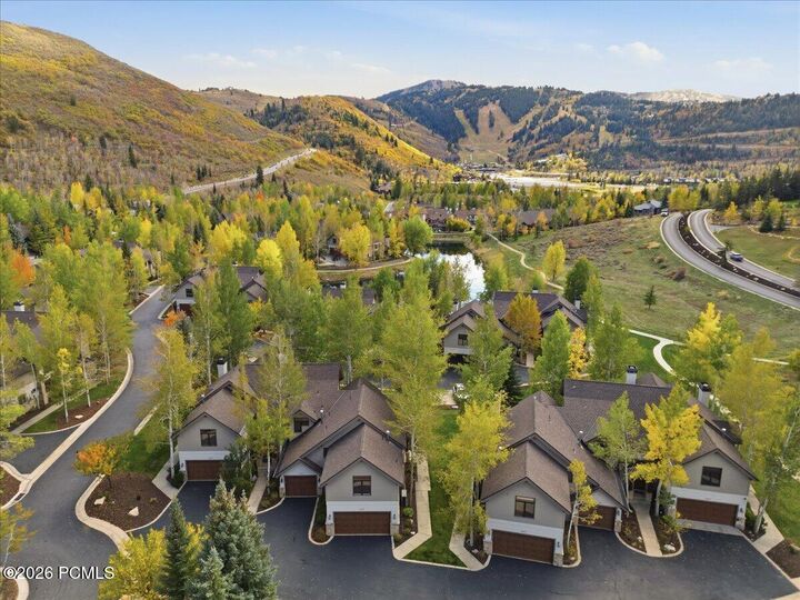 Property Photo: 2471 Deer Lake Drive UT 84060