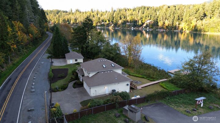 Property Photo: 40711 Orville Road E WA 98328
