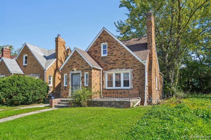 Property Photo:  14774 Woodmont Avenue  MI 48227 