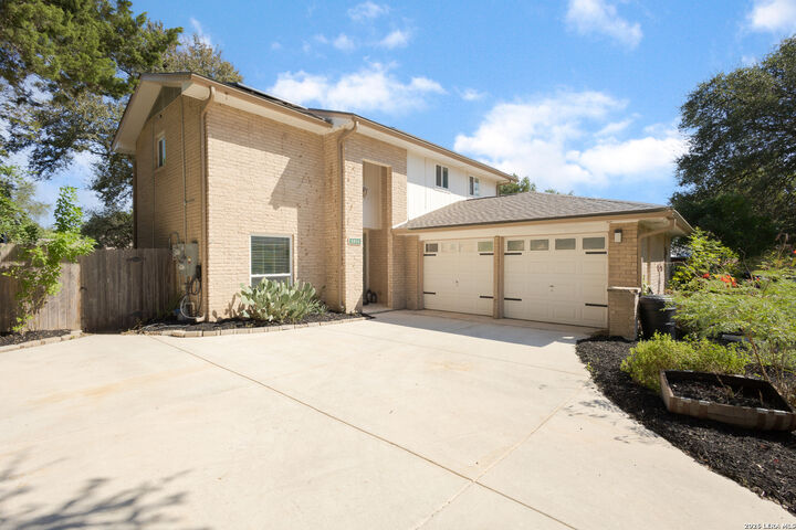 Property Photo:  4831 Clemson St  TX 78249 