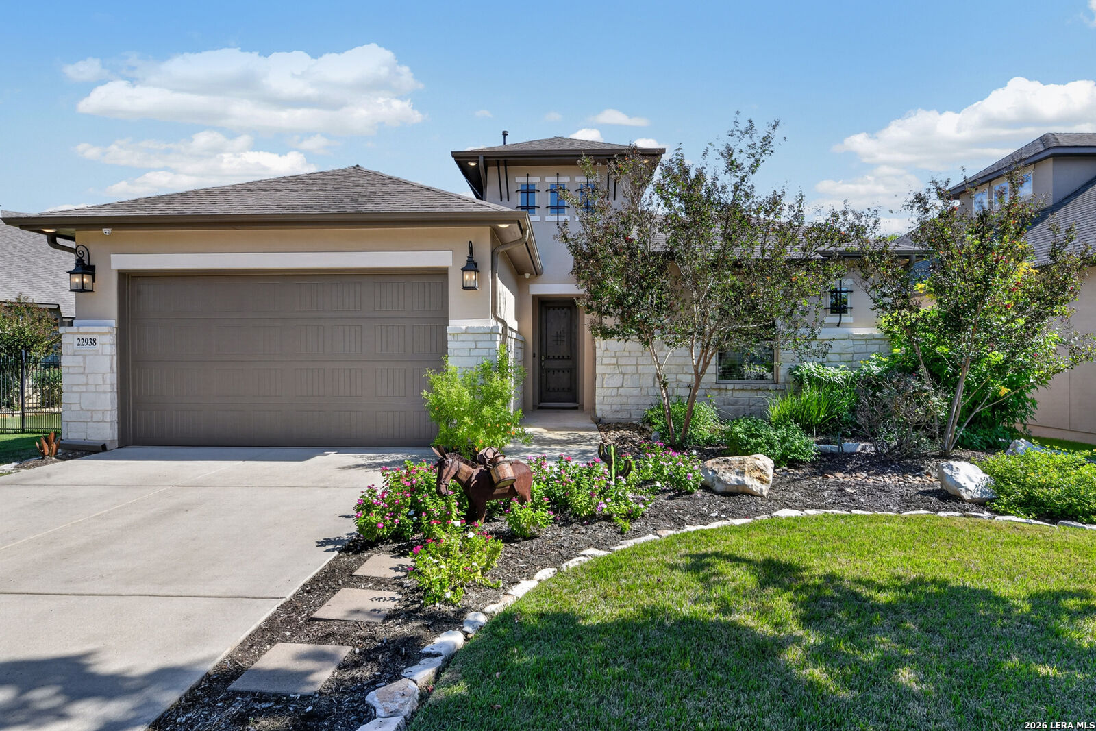 Property Photo: 22938 Canasta TX 78261