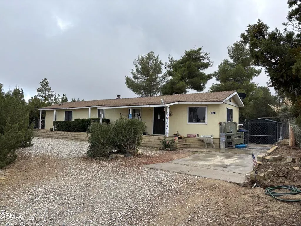 Property Photo:  1631 Hollister Road  CA 92372 