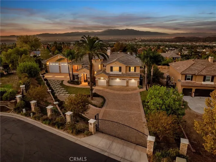 Property Photo: 1043 Stowell Ranch CA 92881