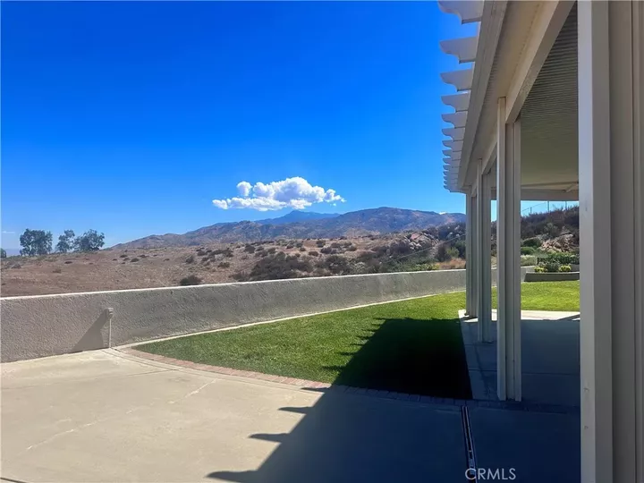 Property Photo:  4865 Dove Hill Court  CA 92220 