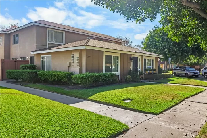 Property Photo:  12532 Vicente Pl  CA 90703 