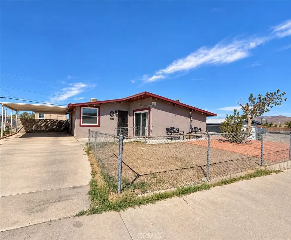 Property Photo:  550 S Muriel  CA 92311 