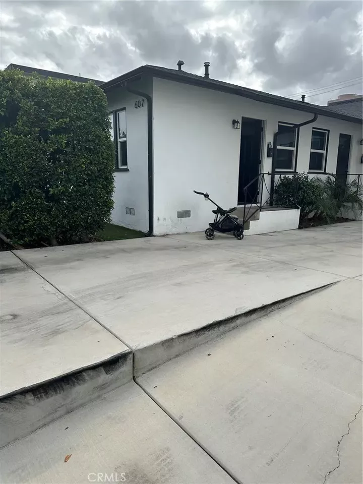 Property Photo:  607 N Jackson  CA 91206 