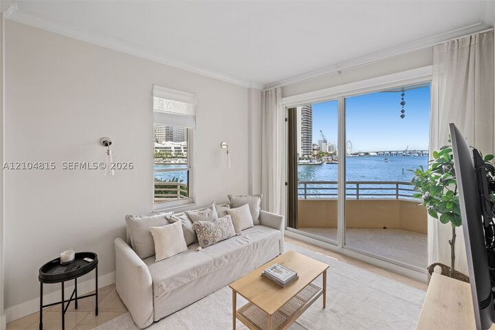 Property Photo: 888 Brickell Key Dr 410 FL 33131