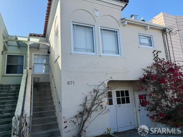 Property Photo:  871 41st Avenue  CA 94121 