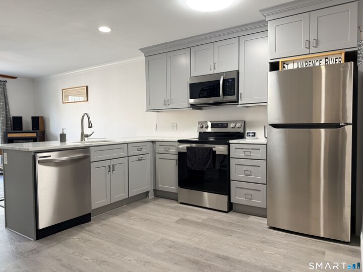 Property Photo:  86 Otrobando Avenue 33  CT 06360 