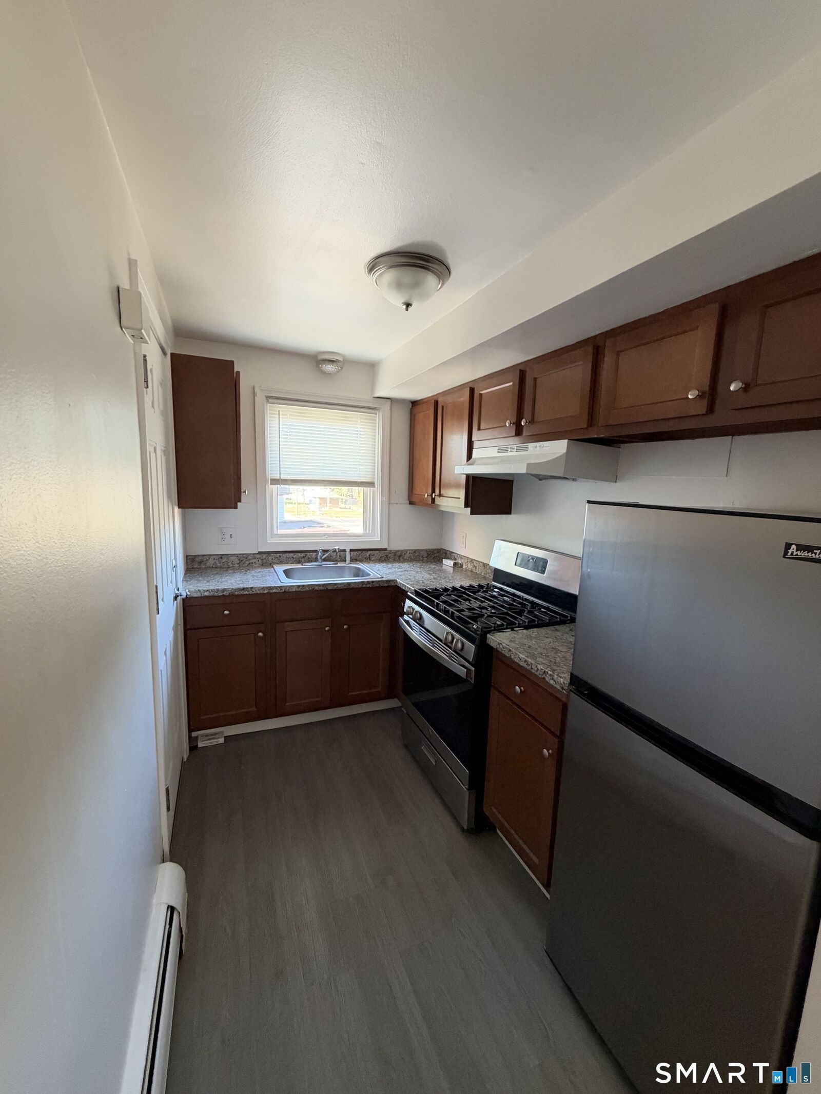 Property Photo:  68 Warner Street B2  CT 06514 