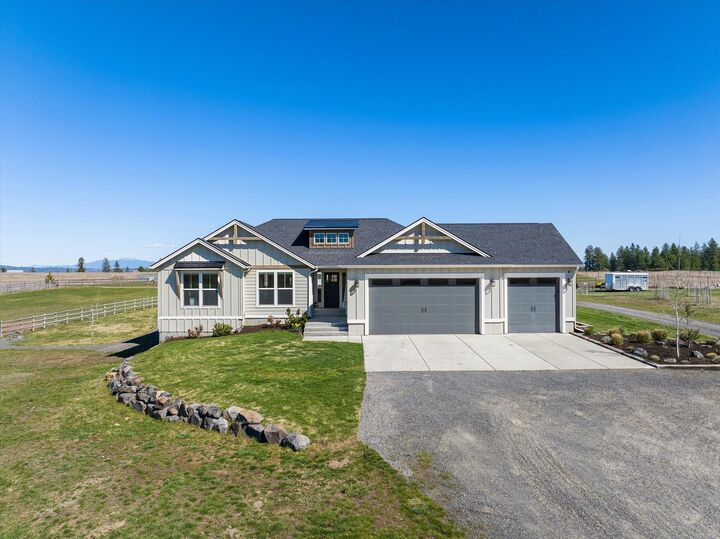 Property Photo:  13915 W Lincoln Rd  WA 99224 