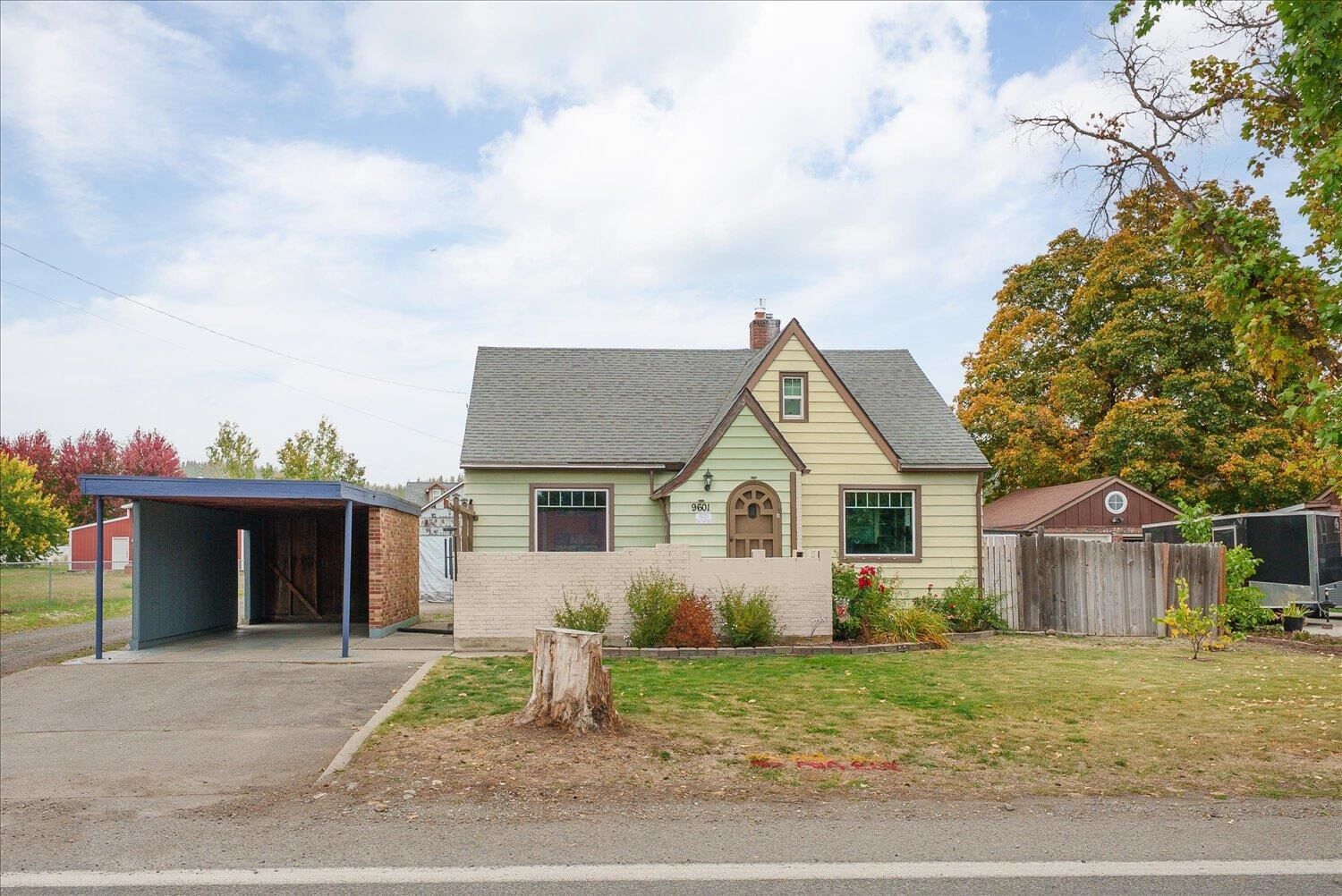Property Photo: 9601 E Upriver Dr WA 99206