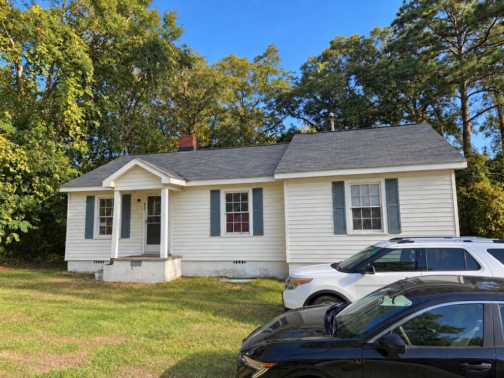Property Photo:  406 W Price St  GA 31791 