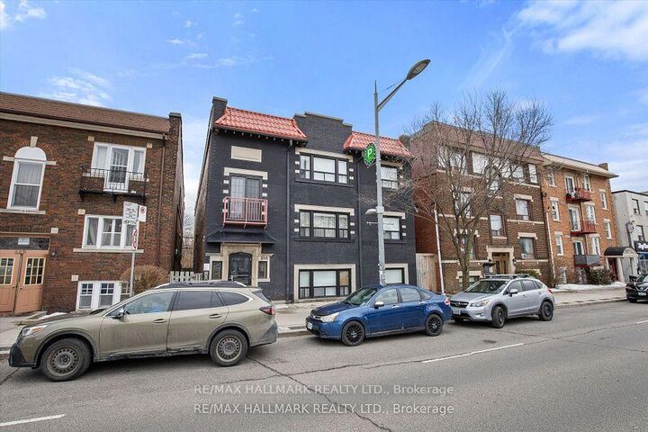 Property Photo: 595 St Clair Avenue W 4 ON M6C 1A3