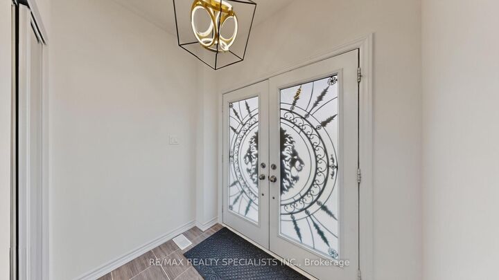 Property Photo:  116 Seeley Avenue  ON N0C 1B0 