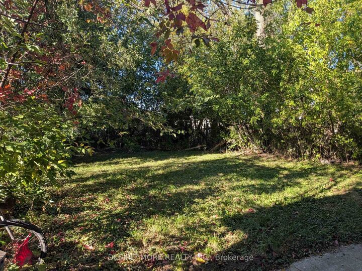Property Photo: 12 Ranee Avenue ON M6A 1M6