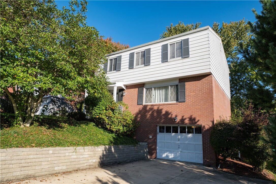 Property Photo:  172 Chickasaw Ave  PA 15237 