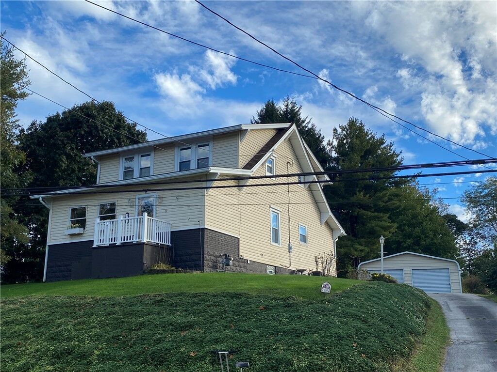 Property Photo: 859 Old National Pike PA 15417