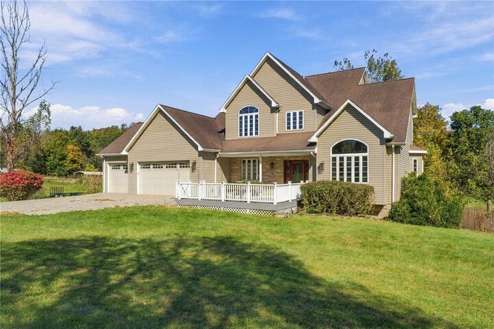 Property Photo:  611 Ten Mile Rd  PA 15311 