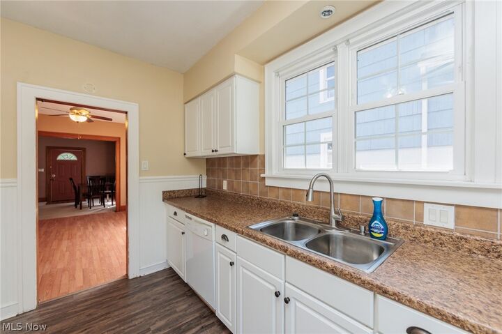 Property Photo:  1521 Campbell Street  OH 44870 