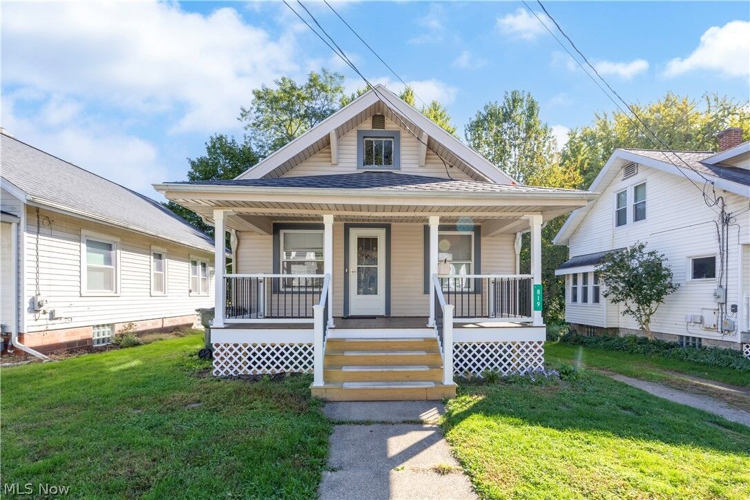 Property Photo:  819 Gasche Street  OH 44691 